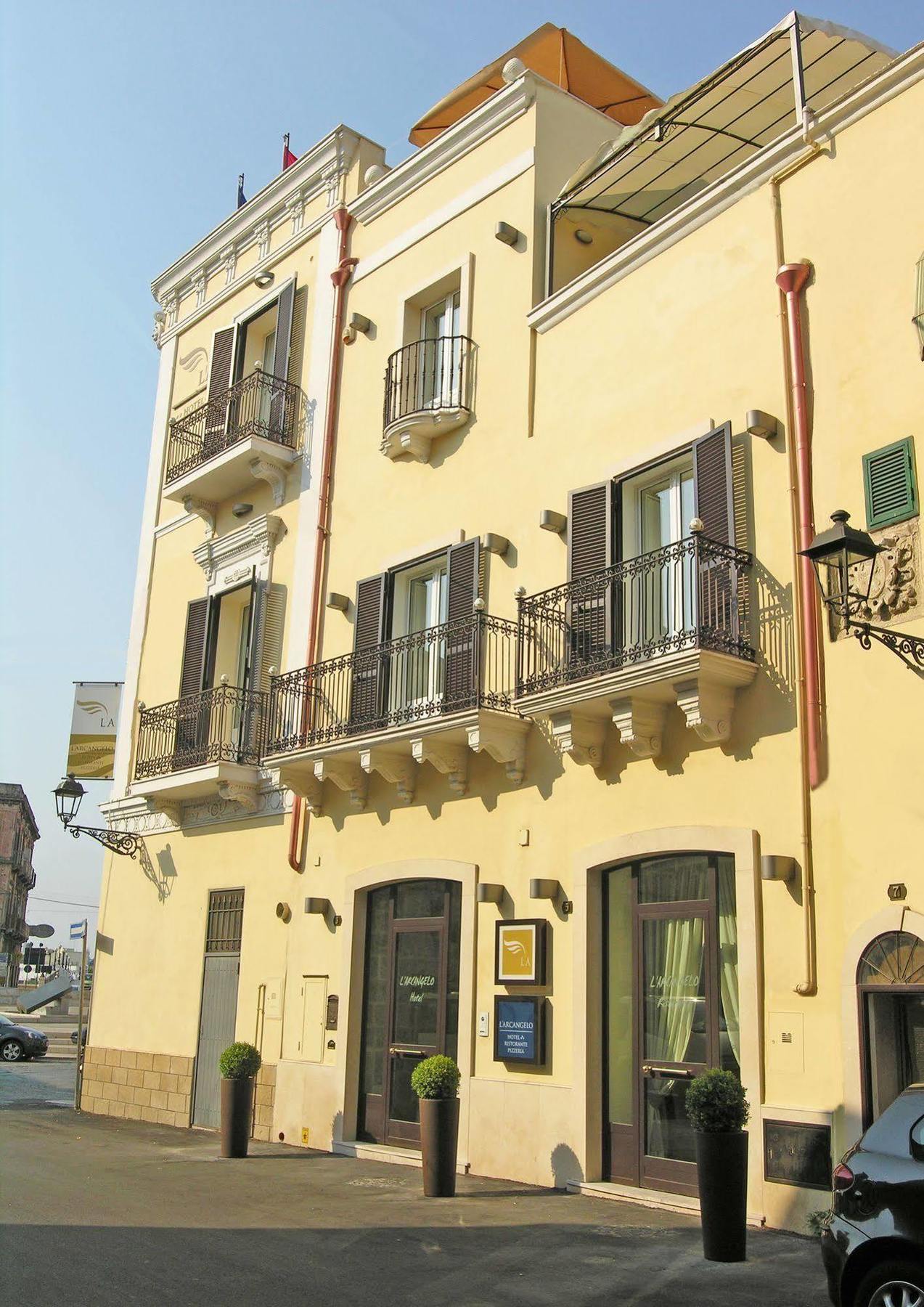 Hotel L'Arcangelo - Boutique Hotel Taranto Exterior photo